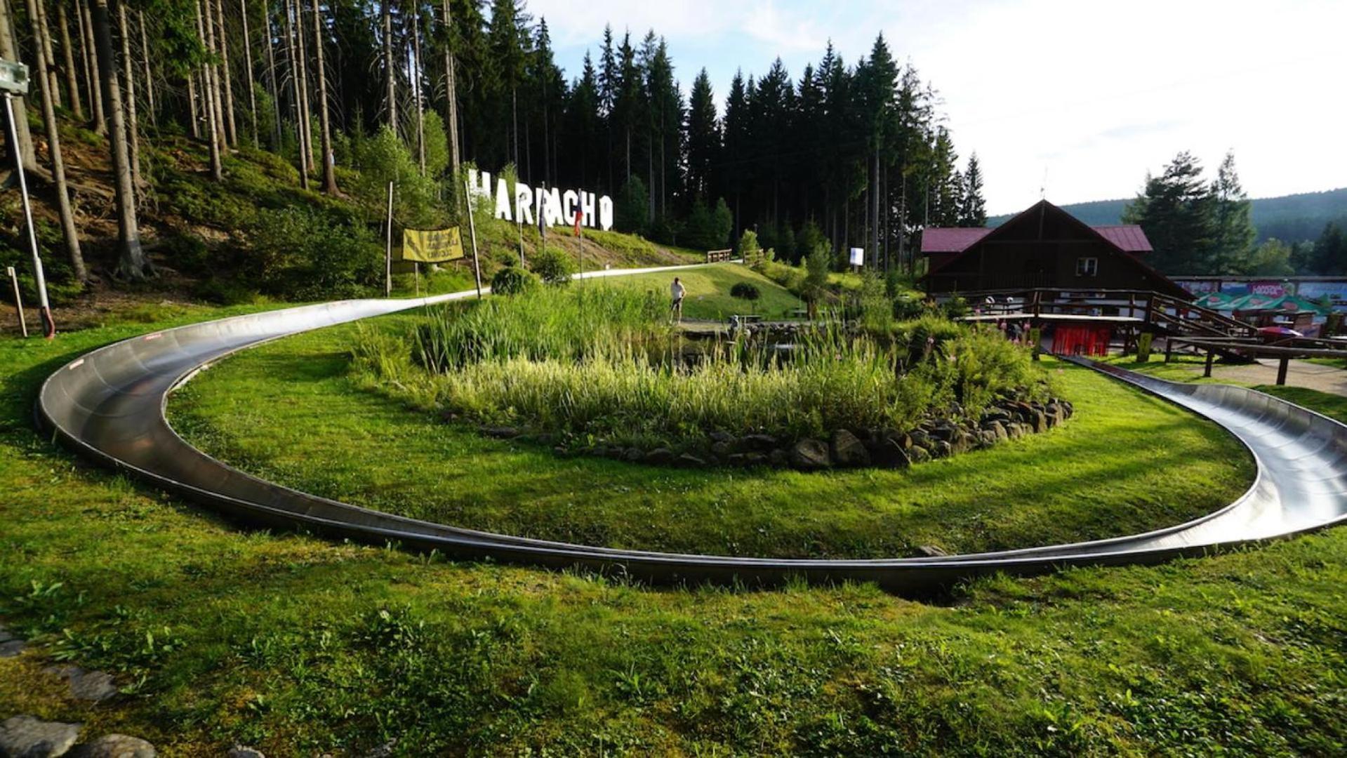 Wellness Haven: Luxurious Spa Apartment with Gaming & Gourmet Breakfast Harrachov Exterior photo